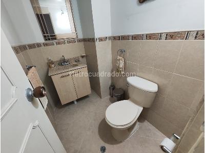 Apartamento de 3 alcobas en venta en Bolivariana, Medellín, 165 m² · foto 13 de 19
