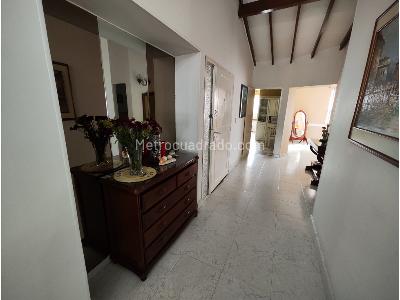 Apartamento de 3 alcobas en venta en Bolivariana, Medellín, 165 m² · foto 16 de 19