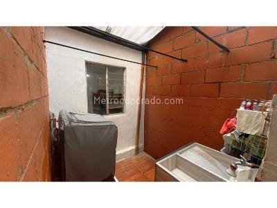 Casa de 4 alcobas en venta en Buenos Aires, Medellín, 156 m² · foto 16 de 16