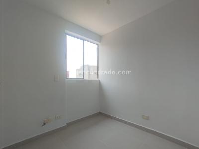 Apartamento de 2 alcobas en venta en Bombona, Medellín, 32 m² · foto 4 de 9