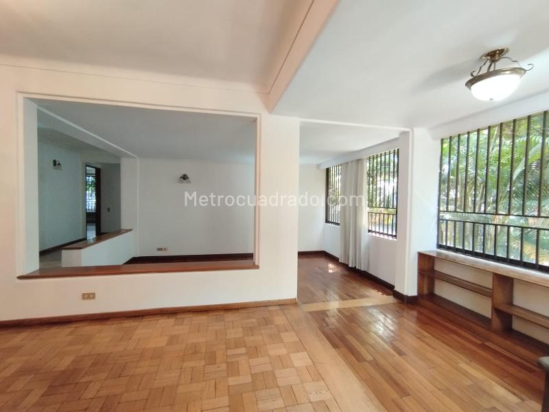 3BR Apartment in Zuñiga (155 m²) - 3