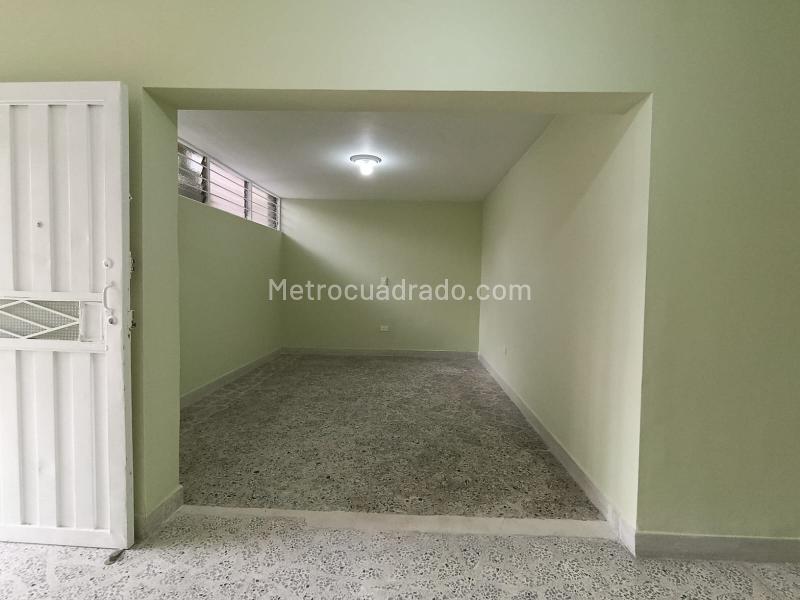 Spacious 5BR House in El Danubio - 3