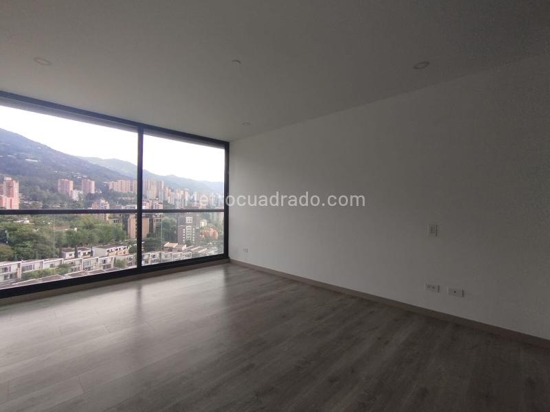 Luxury 2BR Apartment with Scenic Views in Altos Del Poblado - 8