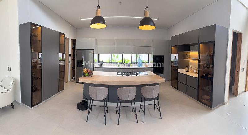 5BR House in Loma Del Escobero Envigado (520 m²)