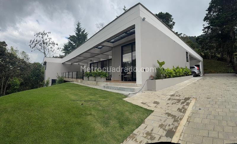 Casa en Arriendo, Loma Del Escobero Envigado, Envigado - 4