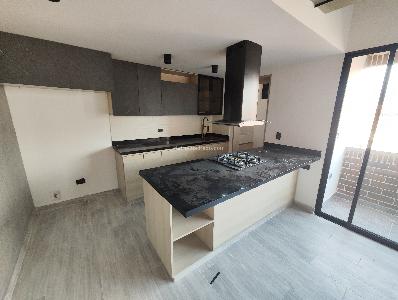 Apartamento de 2 alcobas en arriendo en Laureles Medellin, Medellín, 85 m² · foto 2 de 12
