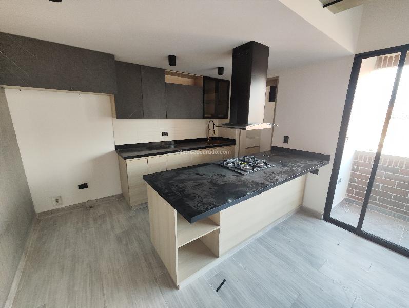 Stylish 2BR Apartment in Laureles Medellin - 2