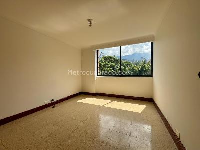 Apartamento de 3 alcobas en arriendo en El Campestre La Frontera, Medellín, 137 m² · foto 9 de 20