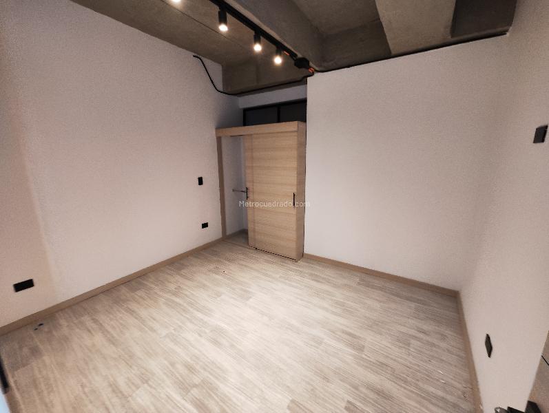 Estudio Nuevo de 1 Alcoba con Balcón cerca al Parque Laureles - 3