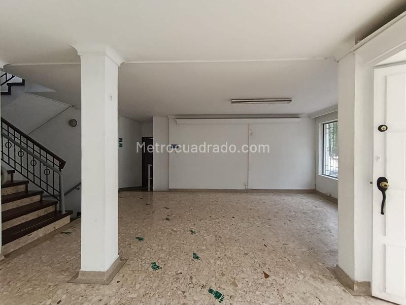 Impressive Commercial House in Alameda - 4