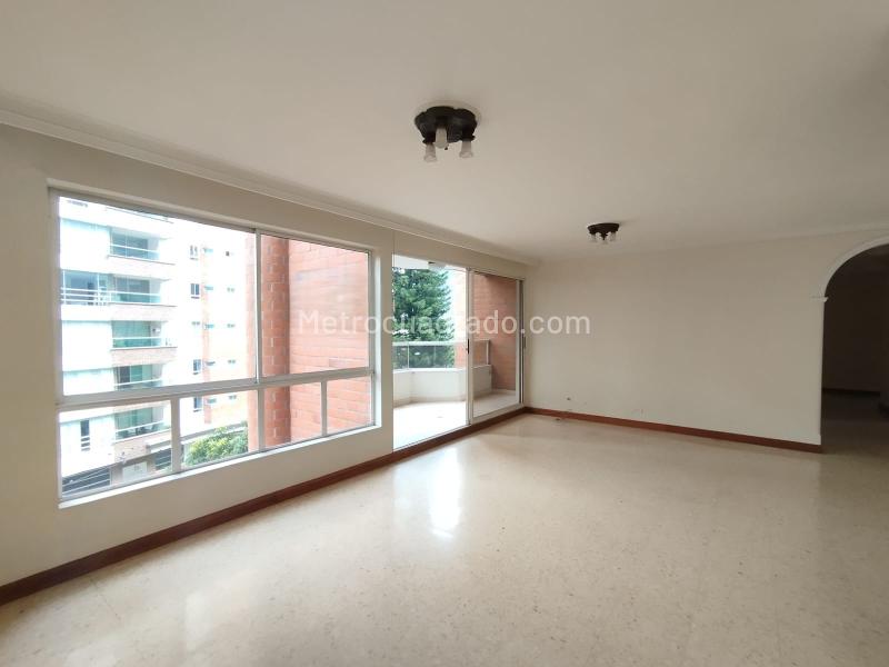 3BR Apartment in Santa Maria De Los Angeles (145 m²)