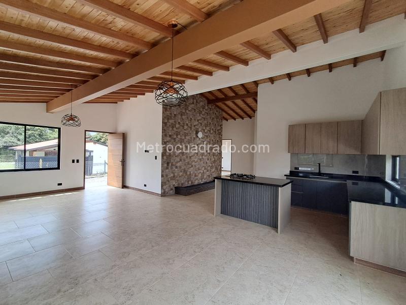 Casa en Arriendo, Vereda El Tablazo, Rionegro - 2