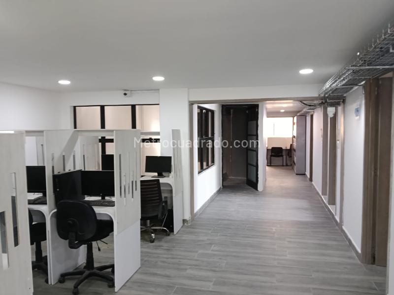 Local Comercial en Arriendo, Santa Isabel, Bogotá D.C. - Vista 2
