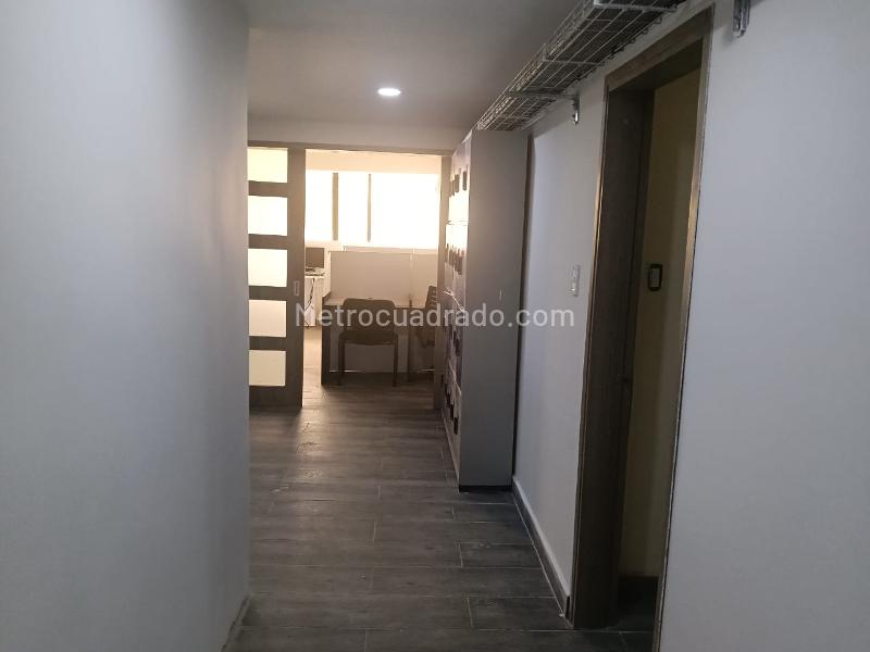 Local Comercial en Arriendo, Santa Isabel, Bogotá D.C. - Więcej