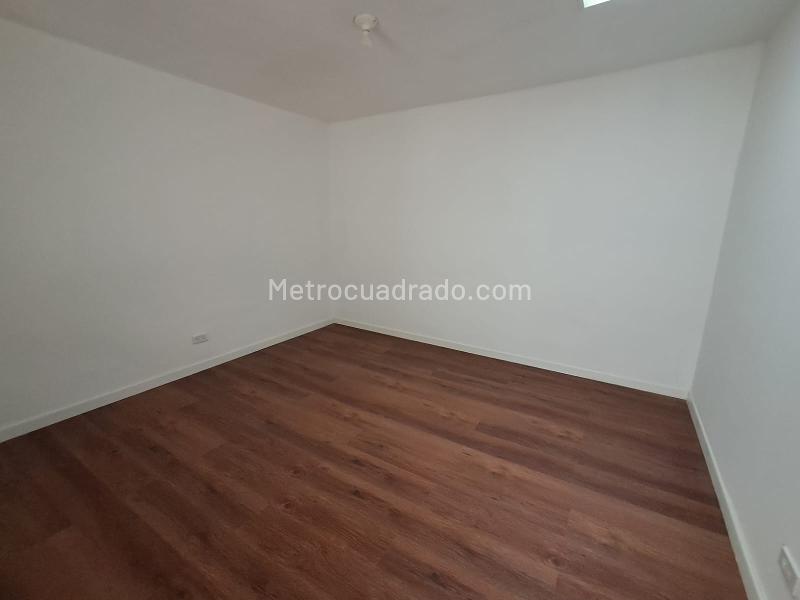 Casa Comercial Ideal en Arriendo en Manila, El Poblado - 3
