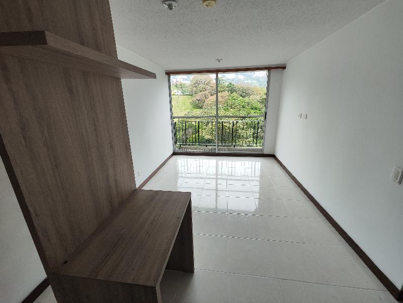 Apartamento de 2 Alcobas en Calasanz Parte Alta (Unidad Cerrada) - 3