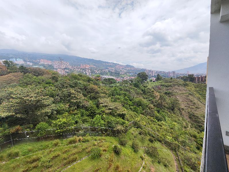 Apartamento de 2 Alcobas en Calasanz Parte Alta (Unidad Cerrada) - 7