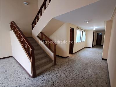 Apartamento de 4 alcobas en venta en Los Colores, Medellín, 139 m² · foto 7 de 20