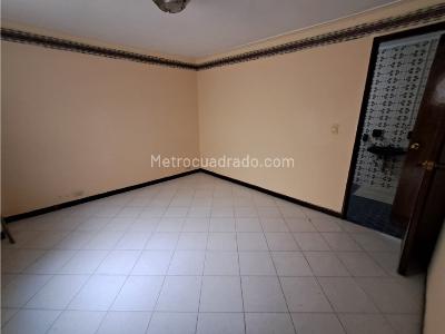 Apartamento de 4 alcobas en venta en Los Colores, Medellín, 139 m² · foto 14 de 20