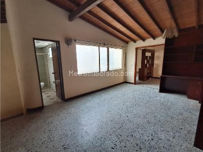 Apartamento de 4 alcobas en venta en Los Colores, Medellín, 139 m² · foto 17 de 20