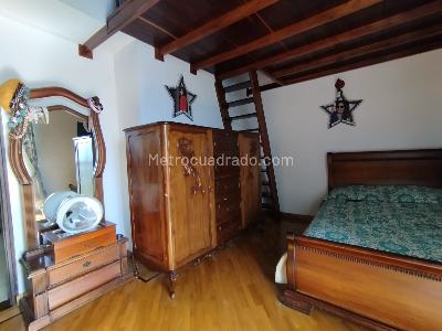 Casa de 5 alcobas en arriendo en La Asomadera, Medellín, 323 m² · foto 15 de 20