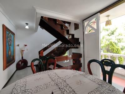 Casa de 5 alcobas en arriendo en La Asomadera, Medellín, 323 m² · foto 20 de 20