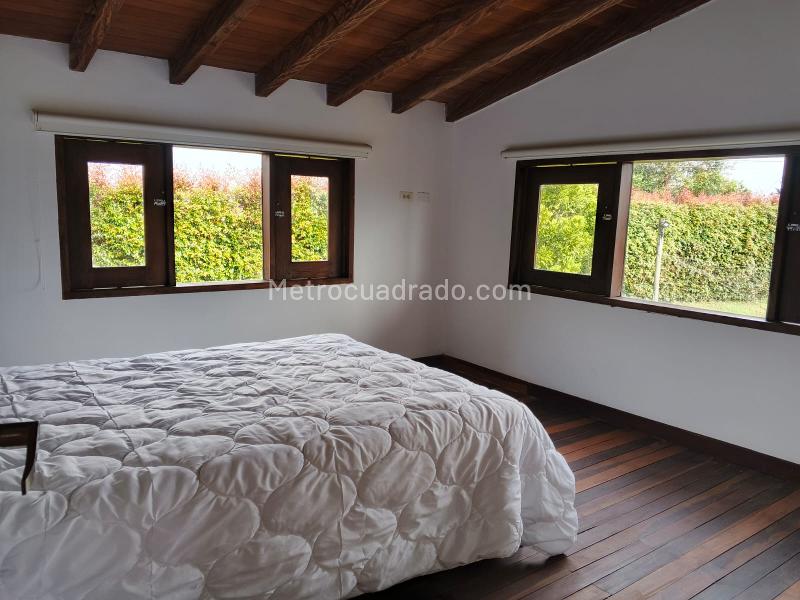 Casa – Marinilla - Más