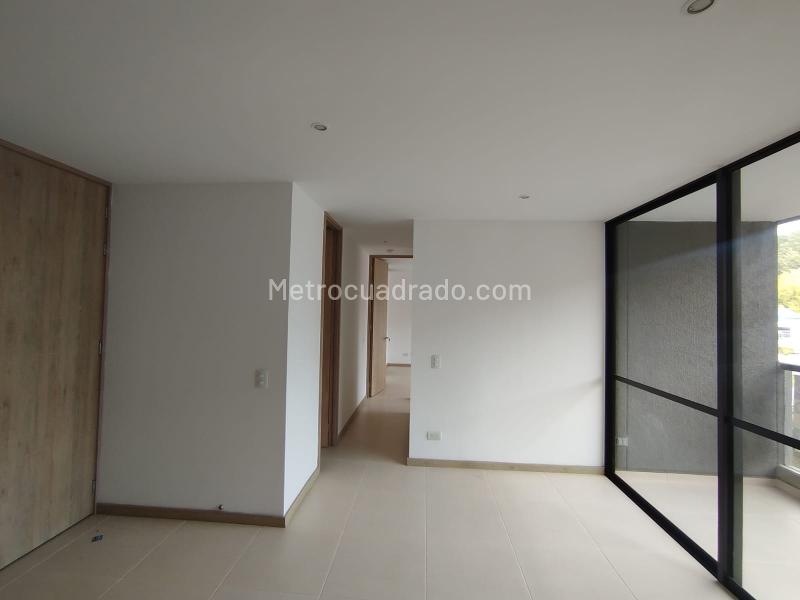 Apartamento en Arriendo, Barro Blanco Rio Negro, Rionegro - 2