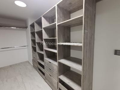 Apartamento de 3 alcobas en arriendo en Las Lomas, Medellín, 180 m² · foto 12 de 20