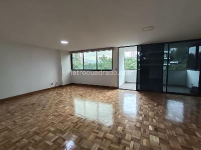 Apartamento de 3 alcobas en arriendo en Las Lomas, Medellín, 180 m² · foto 18 de 20