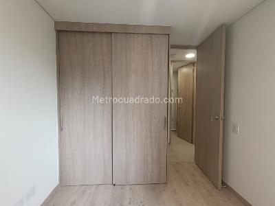 Apartamento de 3 alcobas en arriendo en Loma San Jose Sabaneta, Sabaneta, 67 m² · foto 12 de 20