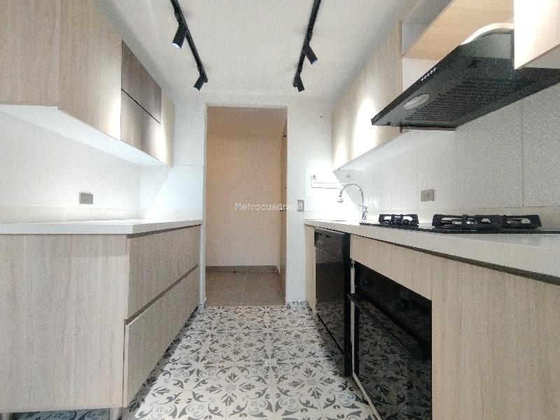 Apartamento Cómodo de 3 Alcobas en Zona Exclusiva El Campestre - 3