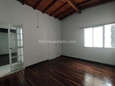 Casa de 5 alcobas en arriendo en Laureles Medellin, Medellín, 340 m² · foto 7 de 20