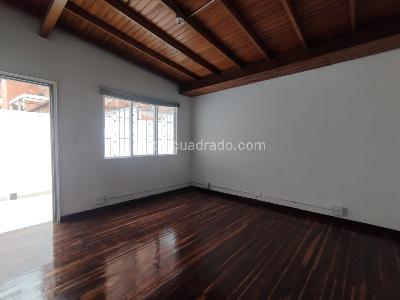 Casa de 5 alcobas en arriendo en Laureles Medellin, Medellín, 340 m² · foto 11 de 20