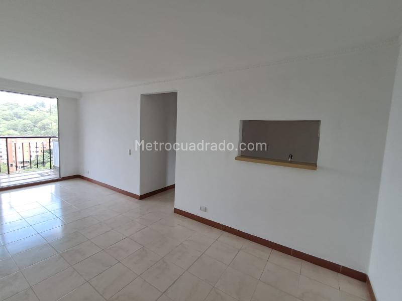 Apartamento acogedor de 3 Alcobas en Las Palmas, Medellín - 3