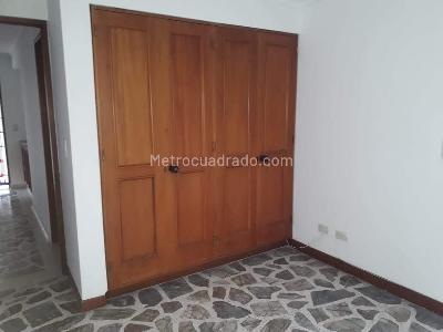 Apartamento en arriendo en San Lucas, Medellín · foto 8 de 16