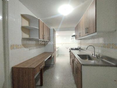 Apartamento en arriendo en Patio Bonito, Medellín · foto 5 de 20