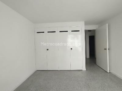 Apartamento en arriendo en Patio Bonito, Medellín · foto 7 de 20