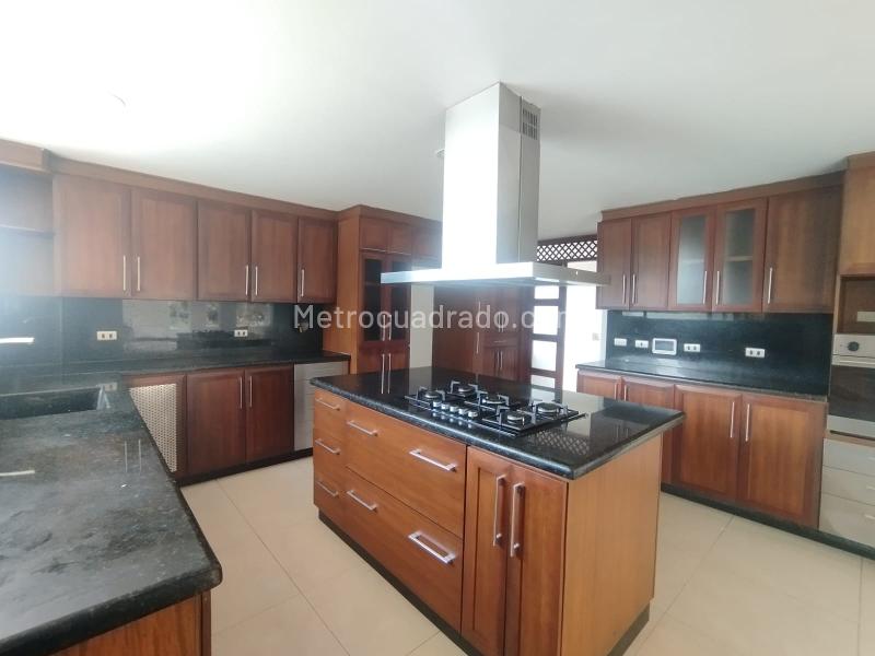 Casa en Arriendo, Loma Del Escobero Envigado, Envigado - 4
