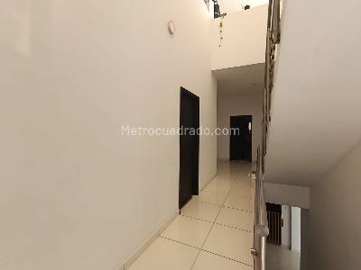 Casa de 5 alcobas en arriendo en Estadio, Medellín, 450 m² · foto 11 de 20