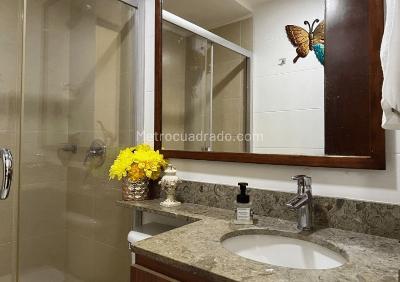 Apartamento de 3 alcobas en arriendo en San Lucas, Medellín, 78 m² · foto 8 de 17