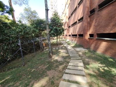 Apartamento de 3 alcobas en arriendo en San Lucas, Medellín, 78 m² · foto 14 de 17