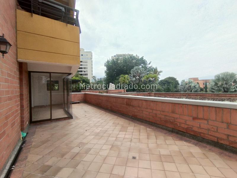 Comfortable 3BR Apartment with Terrace in La Frontera - 2