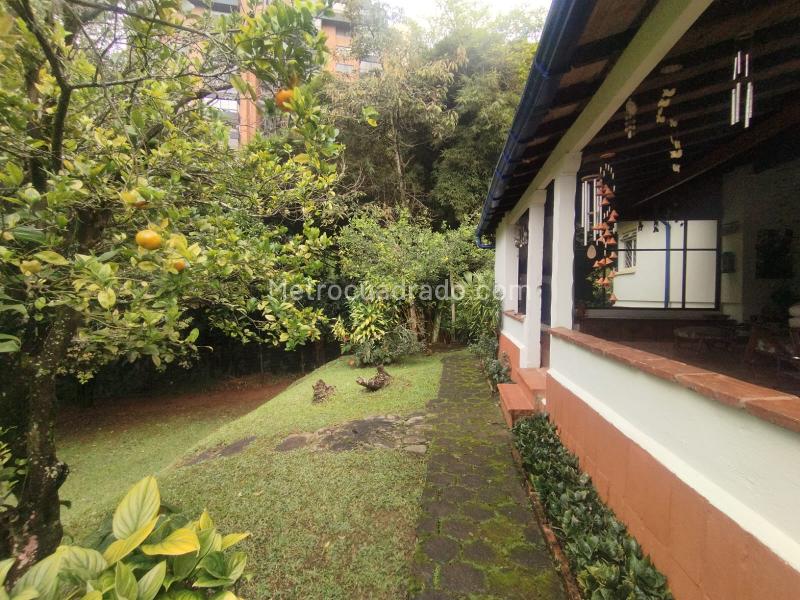 Casa de 4 Alcobas con Jardín Privado en El Campestre - 2