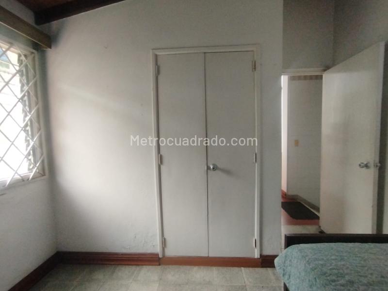 Casa de 4 Alcobas con Jardín Privado en El Campestre - 9