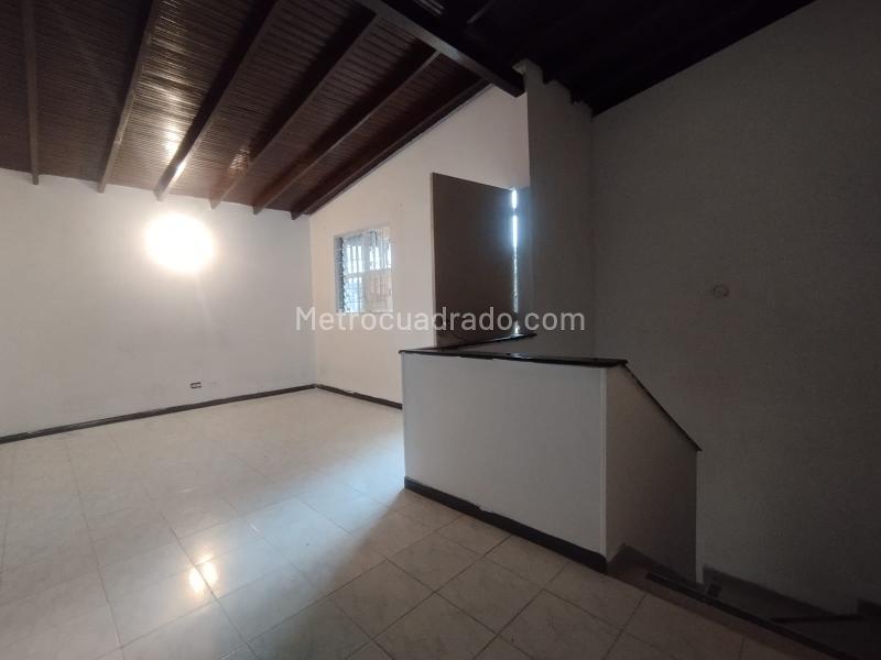 Casa Amplia de 3 Alcobas en Belén Malibu - 5