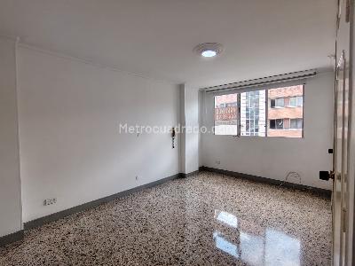 Apartamento de 3 alcobas en arriendo en Las Acacias Laureles, Medellín, 160 m² · foto 5 de 20
