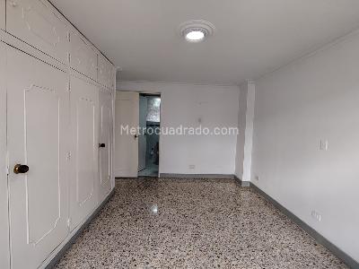 Apartamento de 3 alcobas en arriendo en Las Acacias Laureles, Medellín, 160 m² · foto 6 de 20