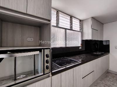 Apartamento de 3 alcobas en arriendo en Las Acacias Laureles, Medellín, 160 m² · foto 10 de 20