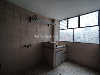 Apartamento de 3 alcobas en arriendo en Las Acacias Laureles, Medellín, 160 m² · foto 11 de 20
